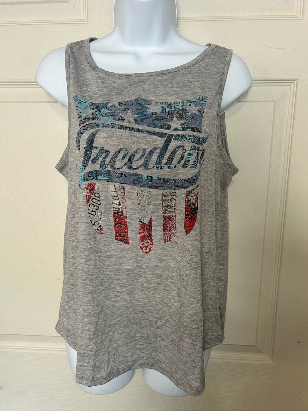 Grey 'Freedom' Graphic Tank Top - Women's Casual Summer Tee